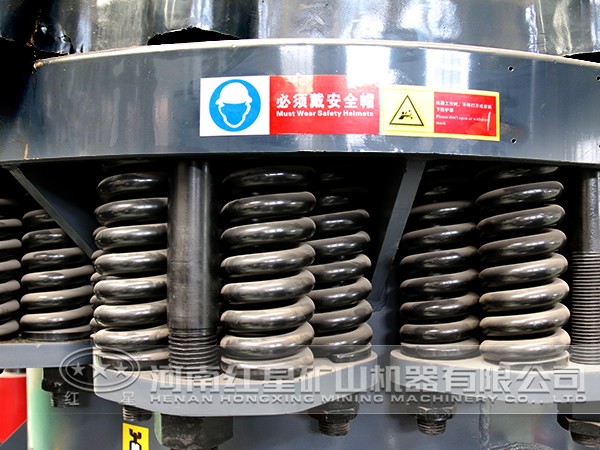 硅石圓錐破碎機性能特點(diǎn)