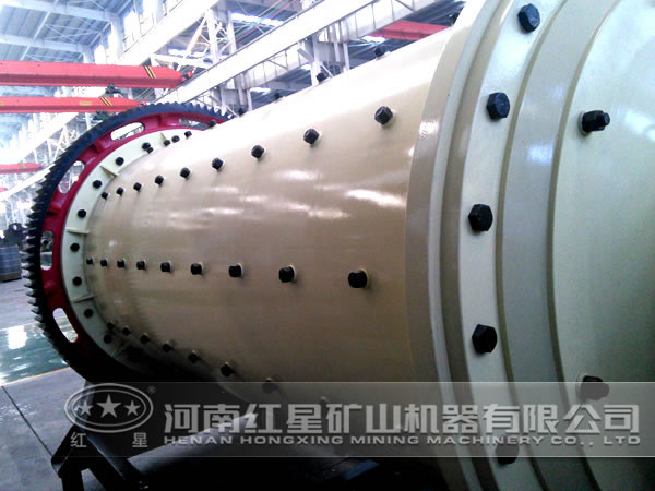 黃銅礦球磨機(jī)車(chē)間 黃銅礦球磨機(jī)車(chē)間