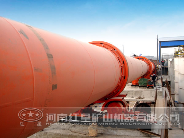 高嶺土回轉(zhuǎn)窯現(xiàn)場 高嶺土回轉(zhuǎn)窯現(xiàn)場