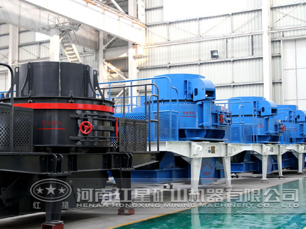 沖擊式破碎機(jī)運轉(zhuǎn)注意事項