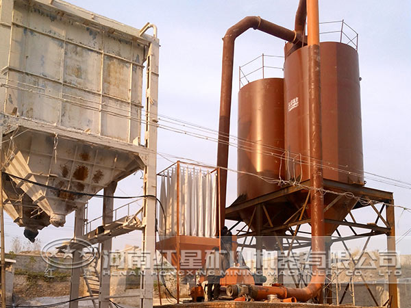 三環(huán)中速微粉磨現場(chǎng) 三環(huán)中速微粉磨現場(chǎng)