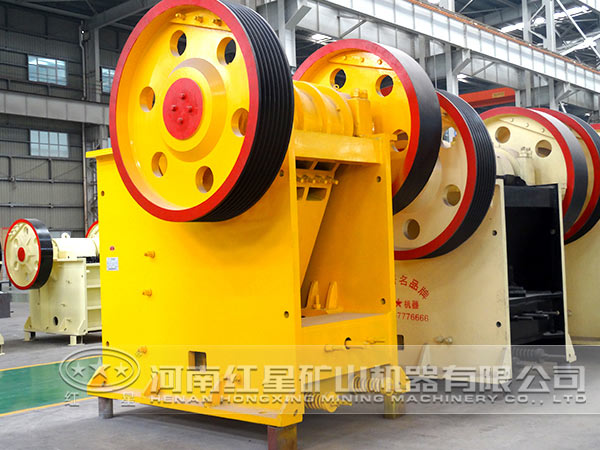 大理石鄂式碎石機(jī) 大理石鄂式碎石機(jī)