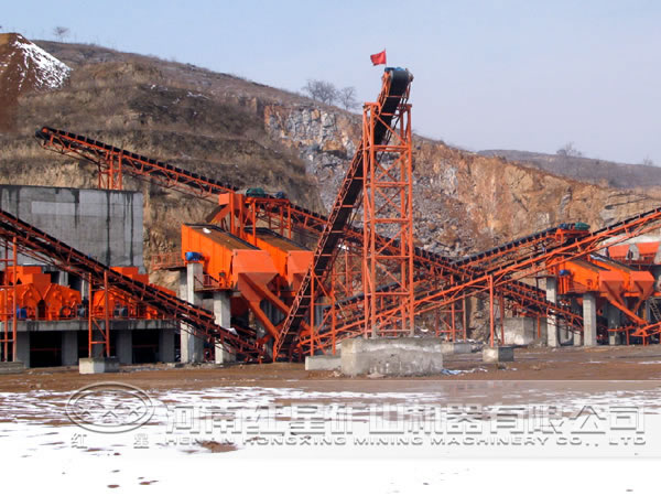 制砂生產(chǎn)線(xiàn)現場(chǎng) 制砂生產(chǎn)線(xiàn)現場(chǎng)