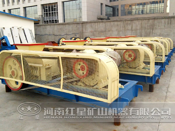 對輥破碎機(jī) 對輥破碎機(jī)