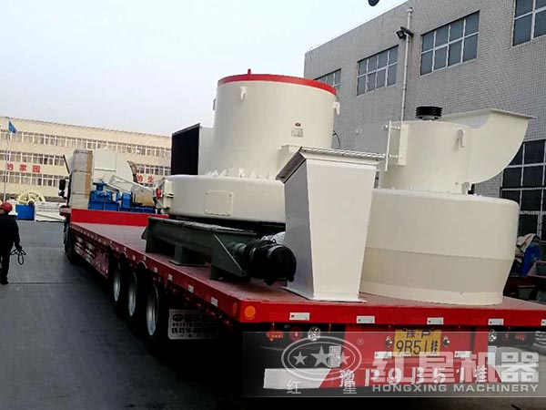 準備發(fā)貨的雷蒙磨生產(chǎn)線(xiàn) 準備發(fā)貨的雷蒙磨生產(chǎn)線(xiàn)