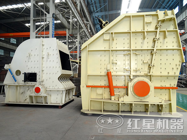 反擊式破碎機(jī)性能特點(diǎn) 反擊式破碎機(jī)性能特點(diǎn)