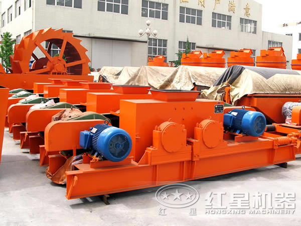 白云石小型齒輥制砂機(jī) 白云石小型齒輥制砂機(jī)