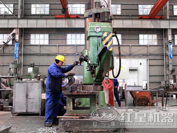 紅星生產(chǎn)車(chē)間圖 紅星生產(chǎn)車(chē)間圖