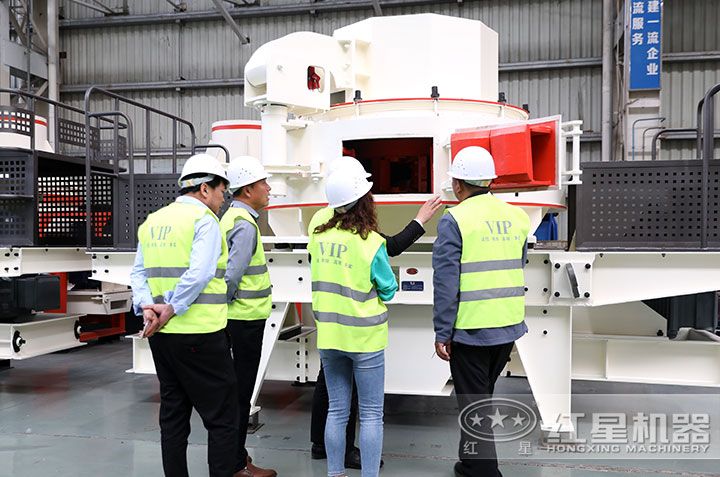 客戶(hù)來(lái)廠(chǎng)參觀(guān) 客戶(hù)來(lái)廠(chǎng)參觀(guān)