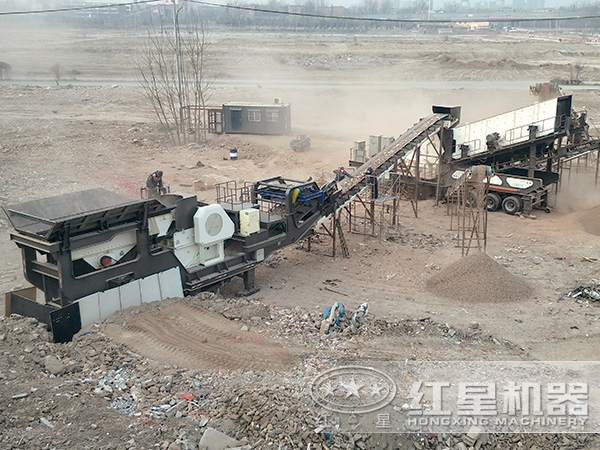 移動(dòng)破碎設備客戶(hù)現場(chǎng) 移動(dòng)破碎設備客戶(hù)現場(chǎng)