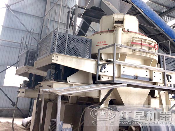 制砂機作業(yè)現場(chǎng) 制砂機作業(yè)現場(chǎng)