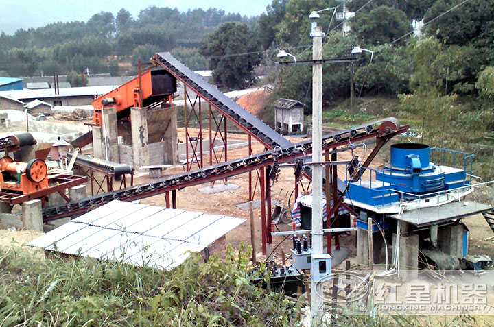 鵝卵石制砂生產(chǎn)線現(xiàn)場 鵝卵石制砂生產(chǎn)線現(xiàn)場
