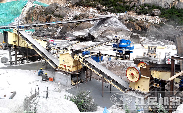 小型碎沙機(jī)生產(chǎn)現(xiàn)場 小型碎沙機(jī)生產(chǎn)現(xiàn)場