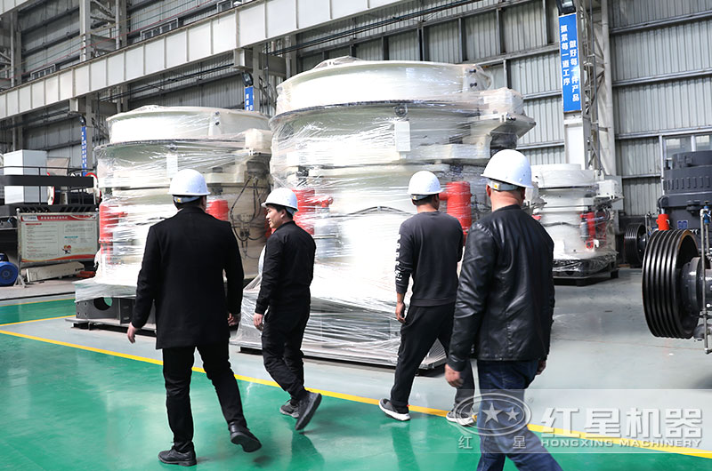 技術(shù)經(jīng)理接待來(lái)廠(chǎng)客戶(hù)