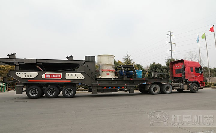 輪胎破碎機發(fā)貨現場