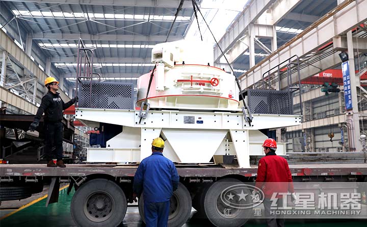 立軸沖擊式破碎機發(fā)貨現場(chǎng) 立軸沖擊式破碎機發(fā)貨現場(chǎng)