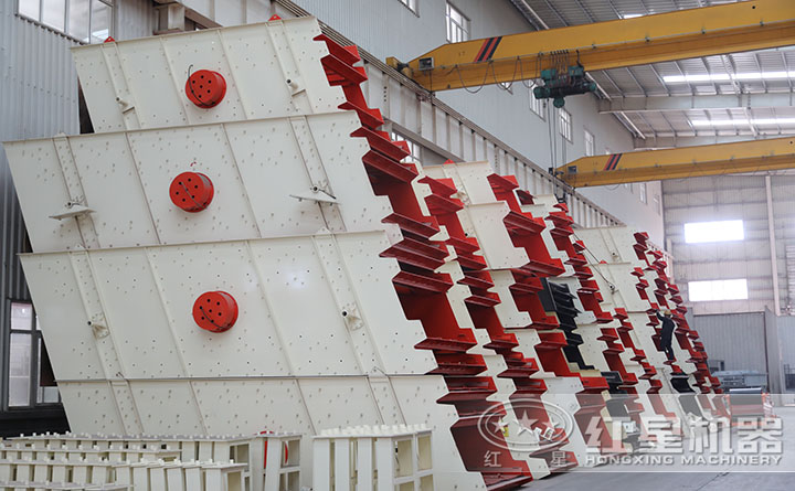 石料生產(chǎn)線(xiàn)配置-振動(dòng)篩 石料生產(chǎn)線(xiàn)配置-振動(dòng)篩