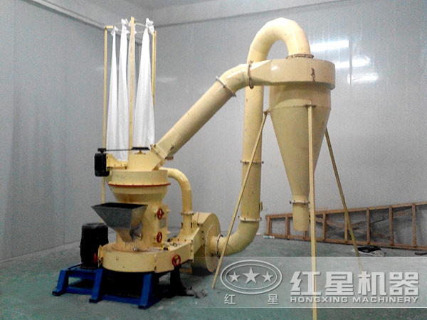 室內磨粉設備作業(yè)現場(chǎng) 室內磨粉設備作業(yè)現場(chǎng)