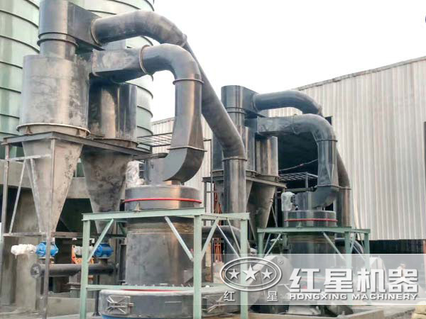 磨粉現場(chǎng) 磨粉現場(chǎng)