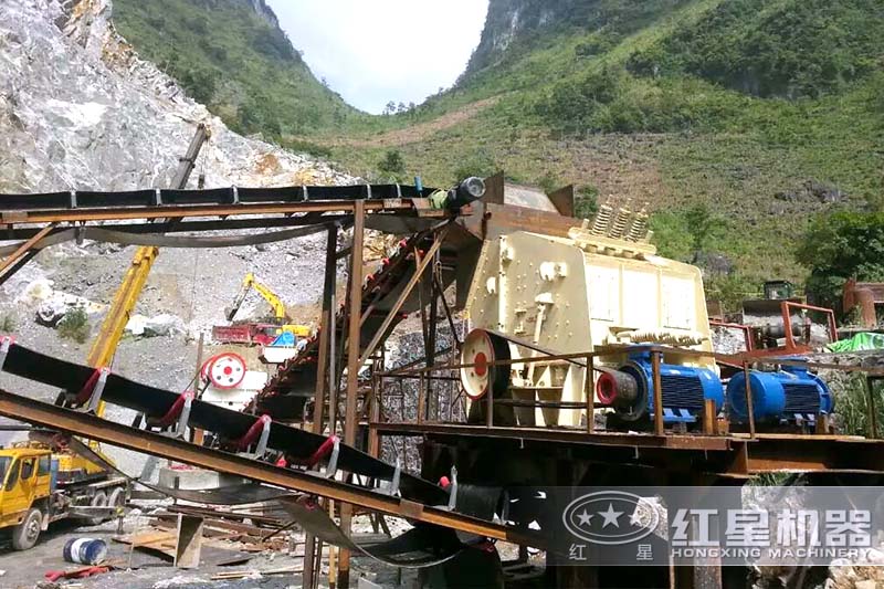 石子制砂機(jī)械客戶客戶現(xiàn)場 石子制砂機(jī)械客戶客戶現(xiàn)場