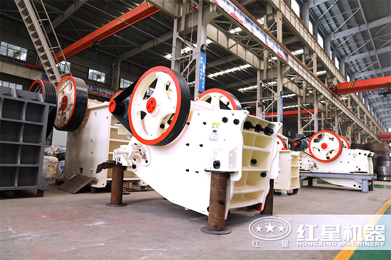 CJ系列歐版顎式破碎機設備廠(chǎng)區實(shí)拍 CJ系列歐版顎式破碎機設備廠(chǎng)區實(shí)拍