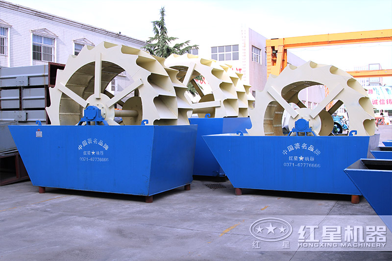 砂石廠常用洗砂設(shè)備——大型輪斗式洗砂機(jī) 砂石廠常用洗砂設(shè)備——大型輪斗式洗砂機(jī)