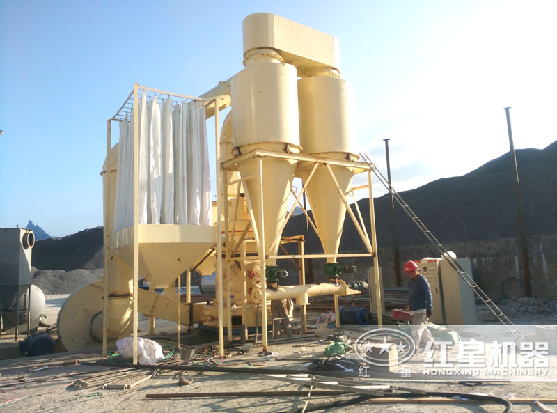 磨粉生產(chǎn)現(xiàn)場 磨粉生產(chǎn)現(xiàn)場