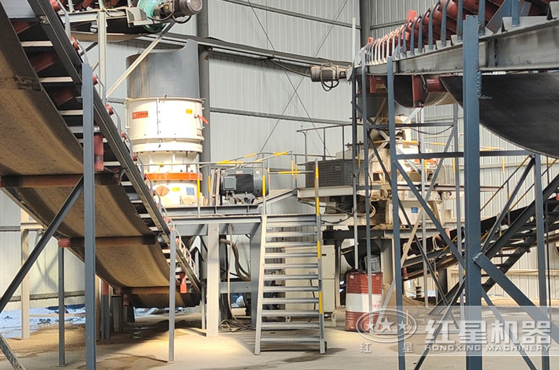 石頭碎砂生產(chǎn)客戶(hù)現場(chǎng)